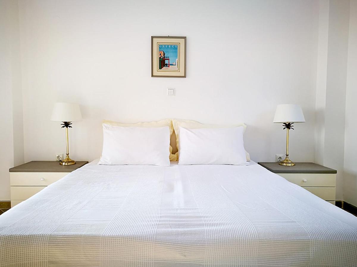 Olive Bay Hilltop Apartments アムリアニ エクステリア 写真