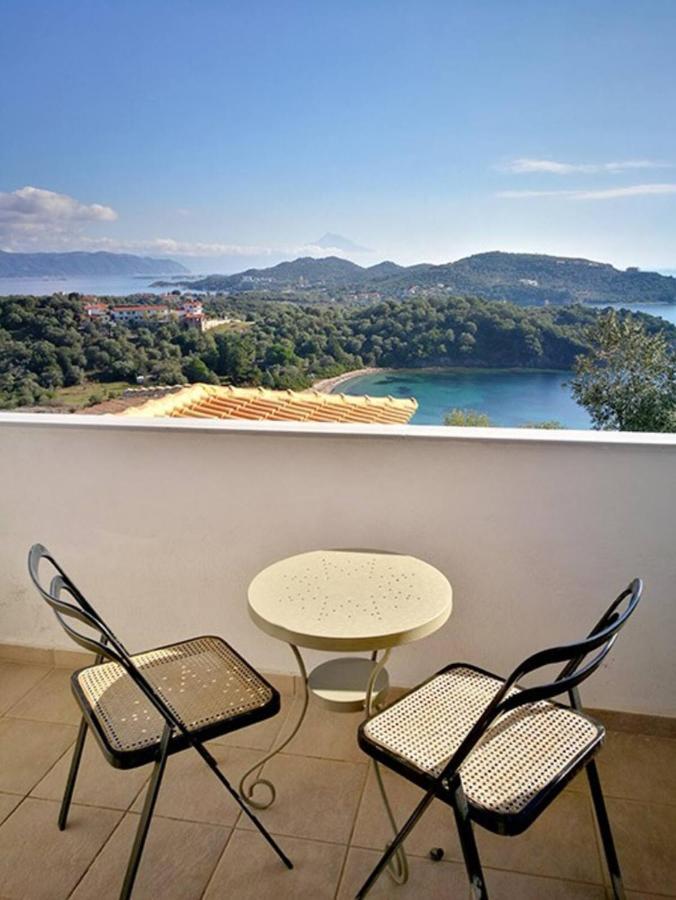 Olive Bay Hilltop Apartments アムリアニ エクステリア 写真