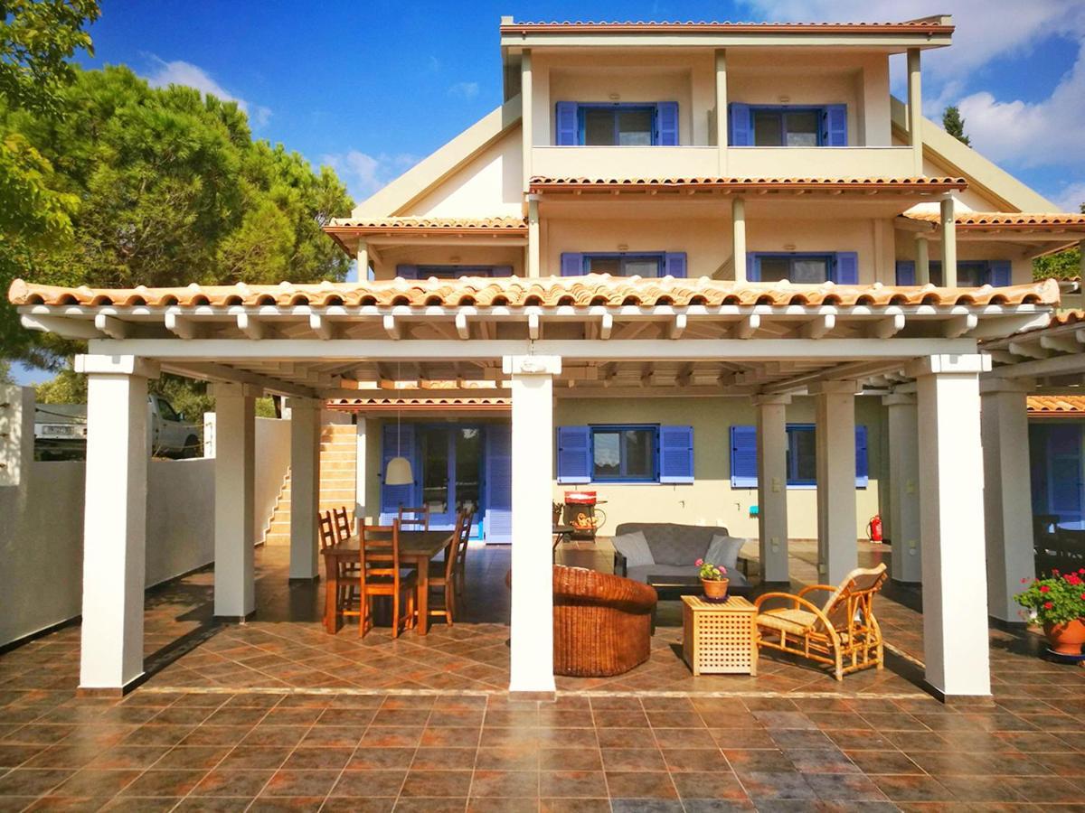 Olive Bay Hilltop Apartments アムリアニ エクステリア 写真